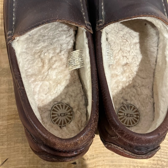 Ugg mens ascot leather slippers size 11 dark brownn leather GUC‎ main image 5